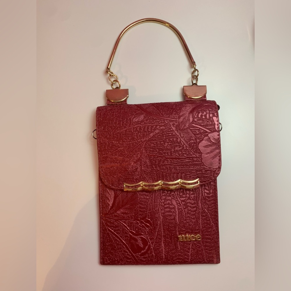 NICE MINI HAND HELD PURSE